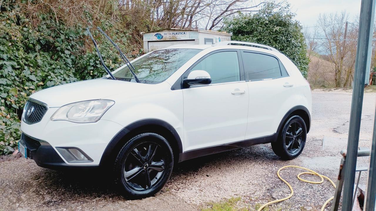 Ssangyong Korando 2.0 e-XDi 175 CV AWD AT Classy Navi