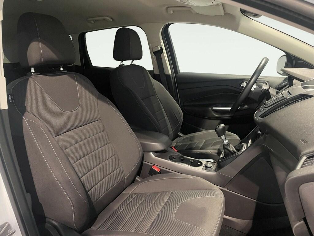 Ford Kuga 2.0d 120CV Titanium - GANCIO TRAINO