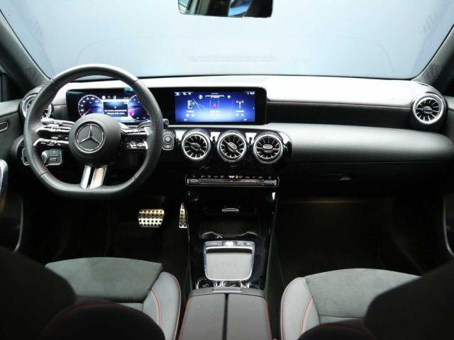 MERCEDES-BENZ A 180 Automatic AMG Line EXTRA