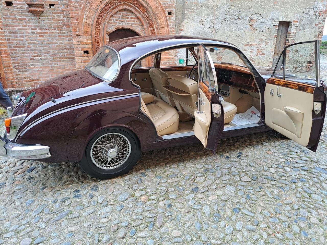 Jaguar MK II MK2 3.8