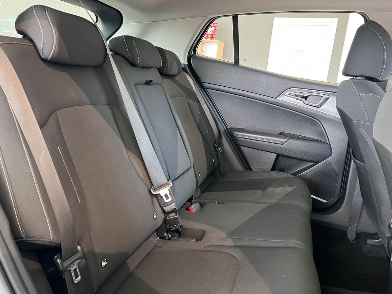 KIA Sportage V 2022 1.6 tgdi mhev 150 Cv Style