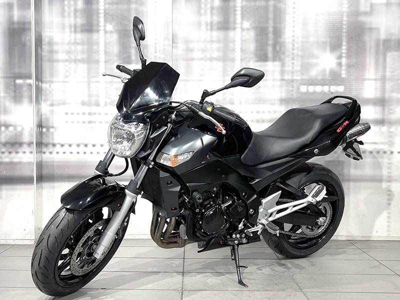 Suzuki GSR 600