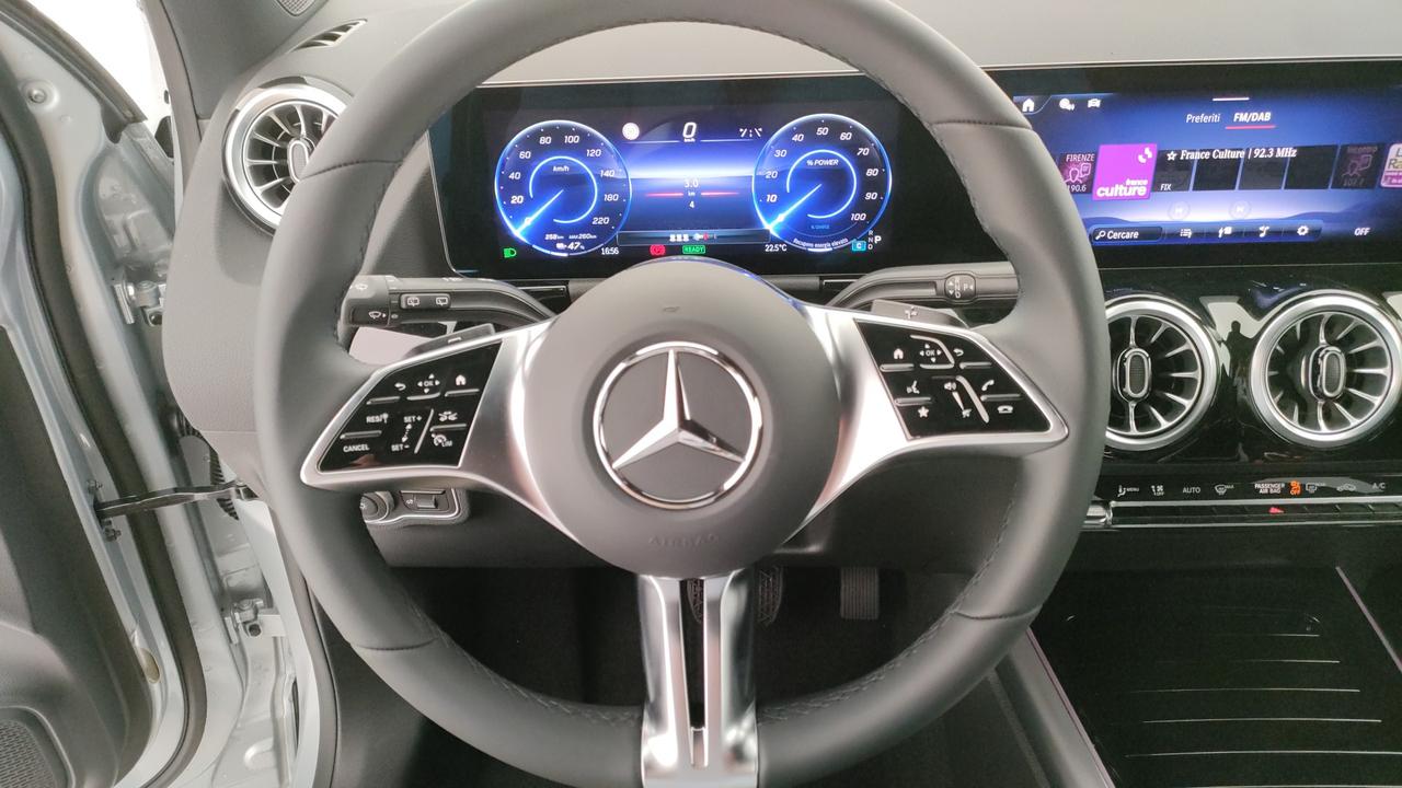 Mercedes-Benz EQA 250+