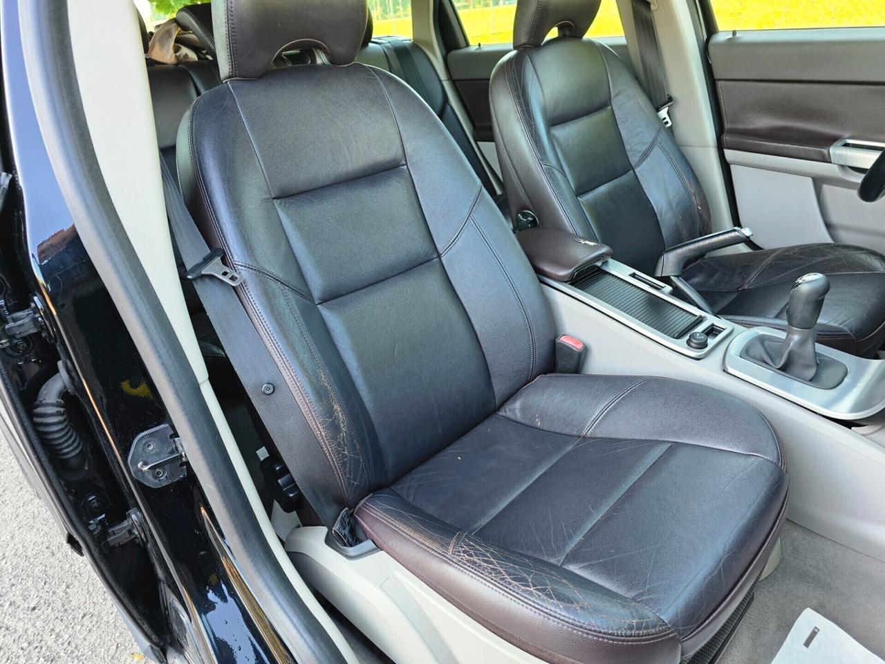 Volvo V50 2.0 D 6 MARCE - INTERNI IN PELLE