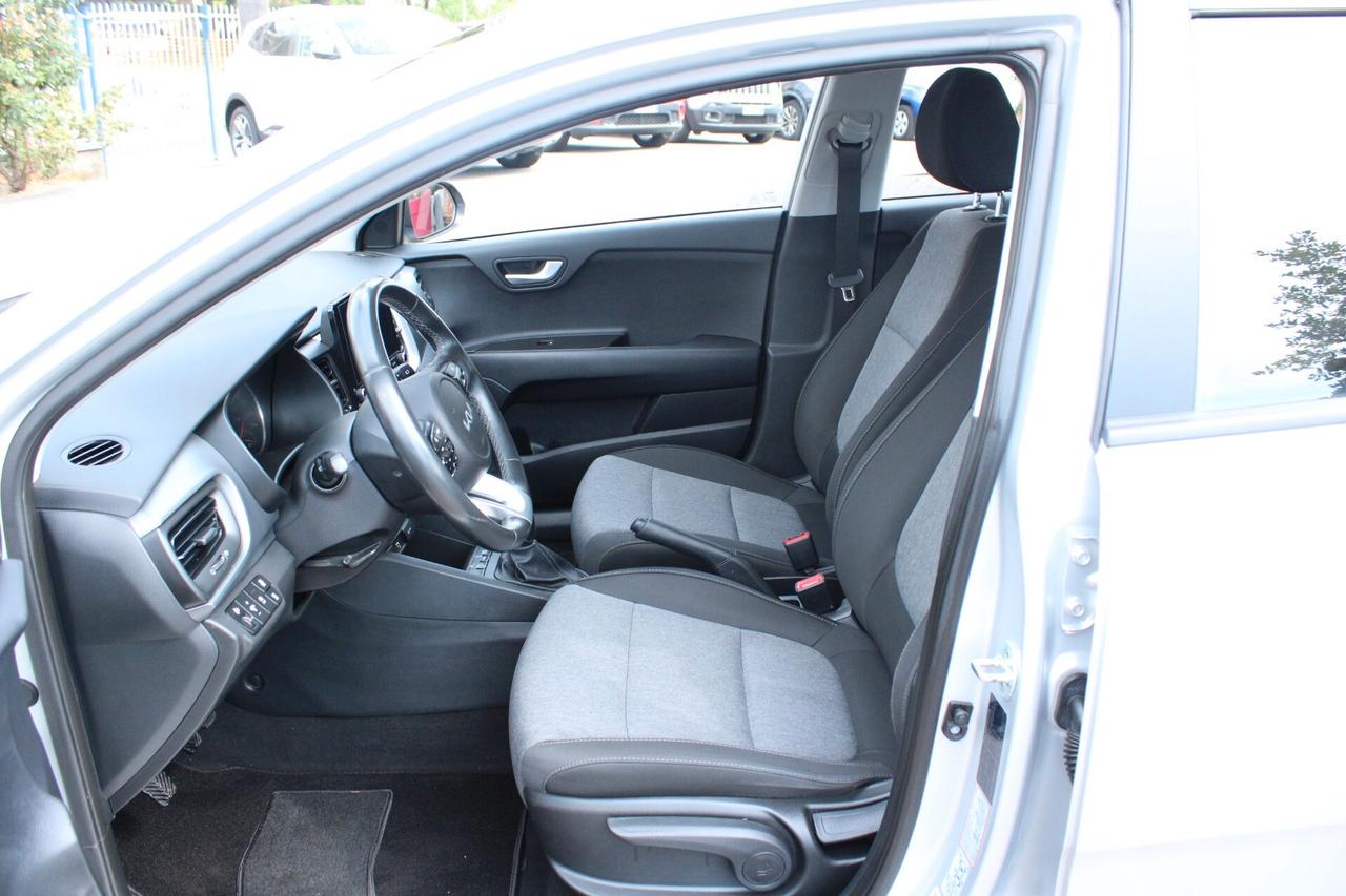 Kia Stonic 1.0 T-GDi 100 CV MHEV MT Urban Special Edition