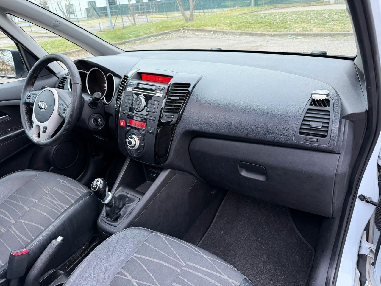 KIA VENGA 1.4 BENZINA TETTO PANORAMICO
