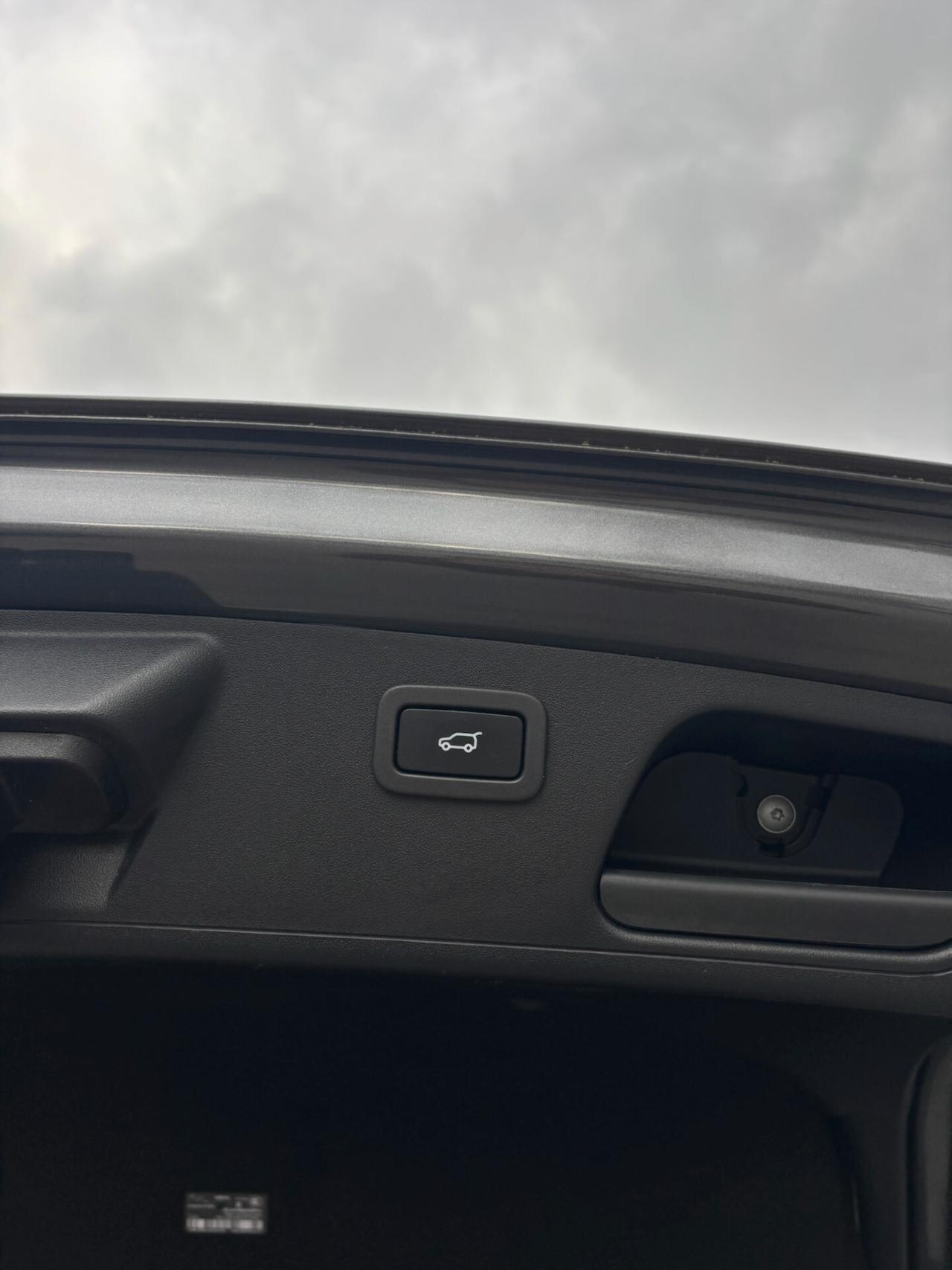 Jaguar E-Pace 2.0D 150 CV AWD aut. Chequered Flag FULL-TETTO