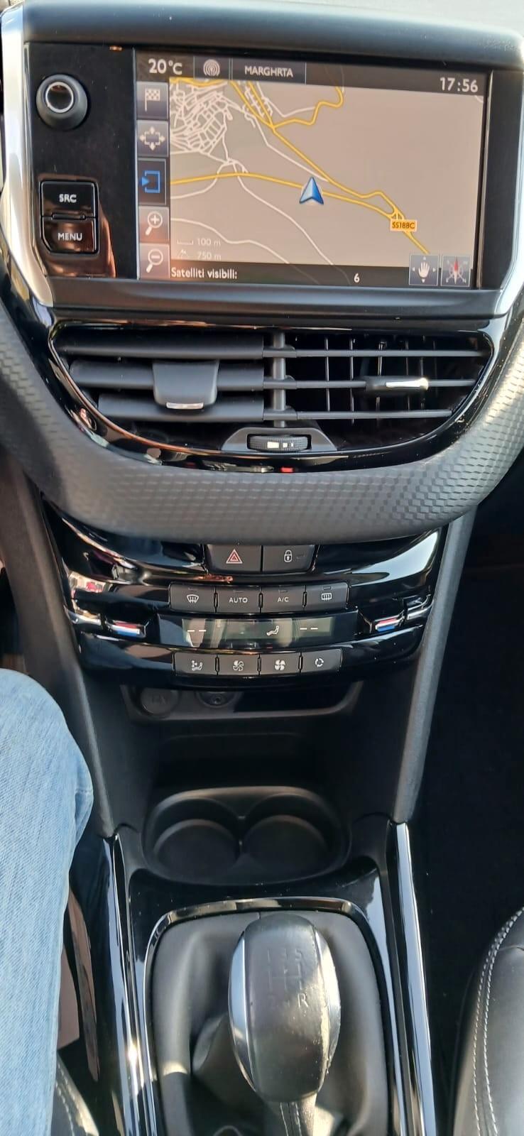 Peugeot 2008 BlueHDi 100 Allure - 2016