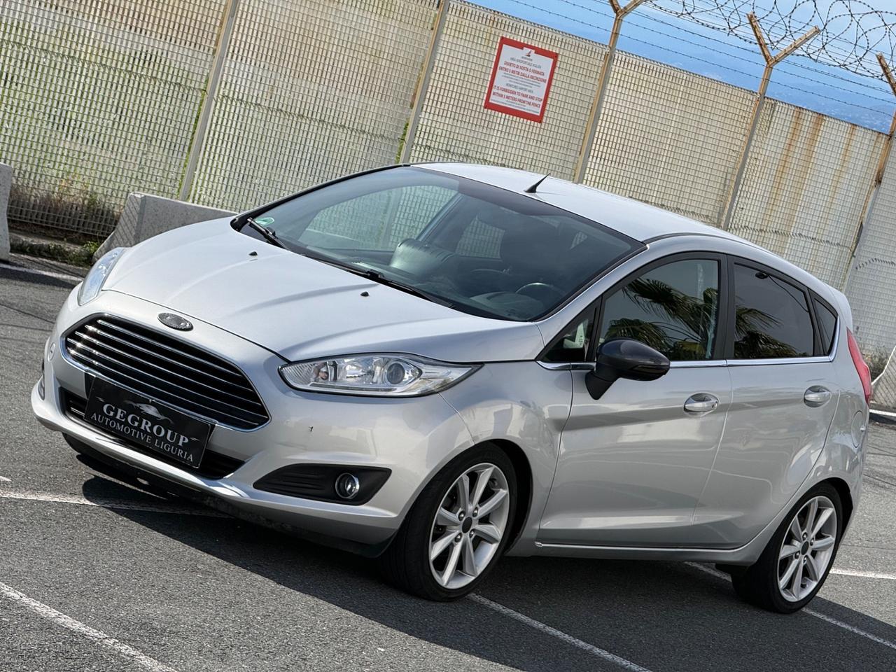 Ford Fiesta 1.4 97 CV - GPL Titanium-FULL