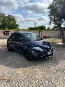 Lancia Ypsilon 1.2 69 CV 5 porte soli 40000 km ufficiali!!!