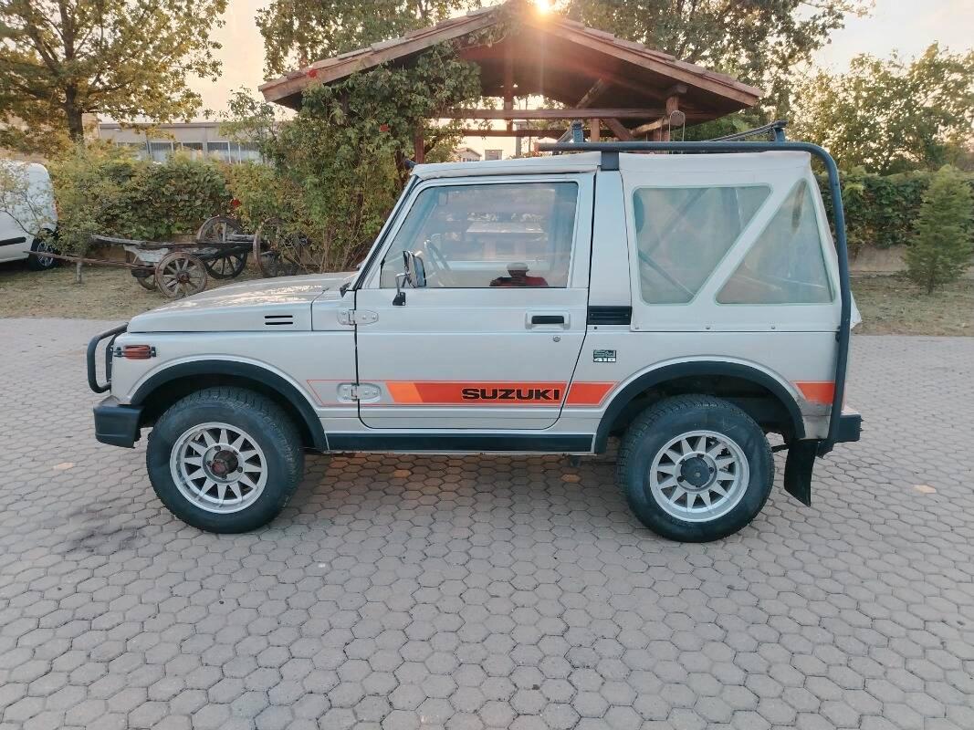 Suzuki SJ 410 SJ 410 JS