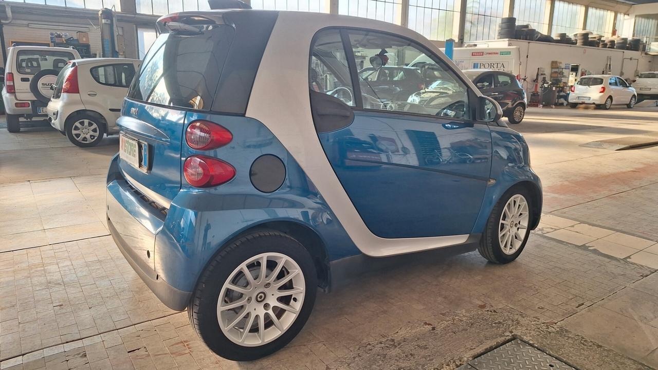 Smart ForTwo 1000 52 kW coupé passion