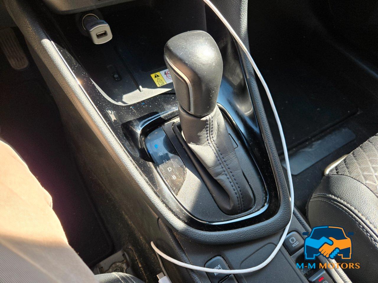 Toyota Yaris 1.5h Style