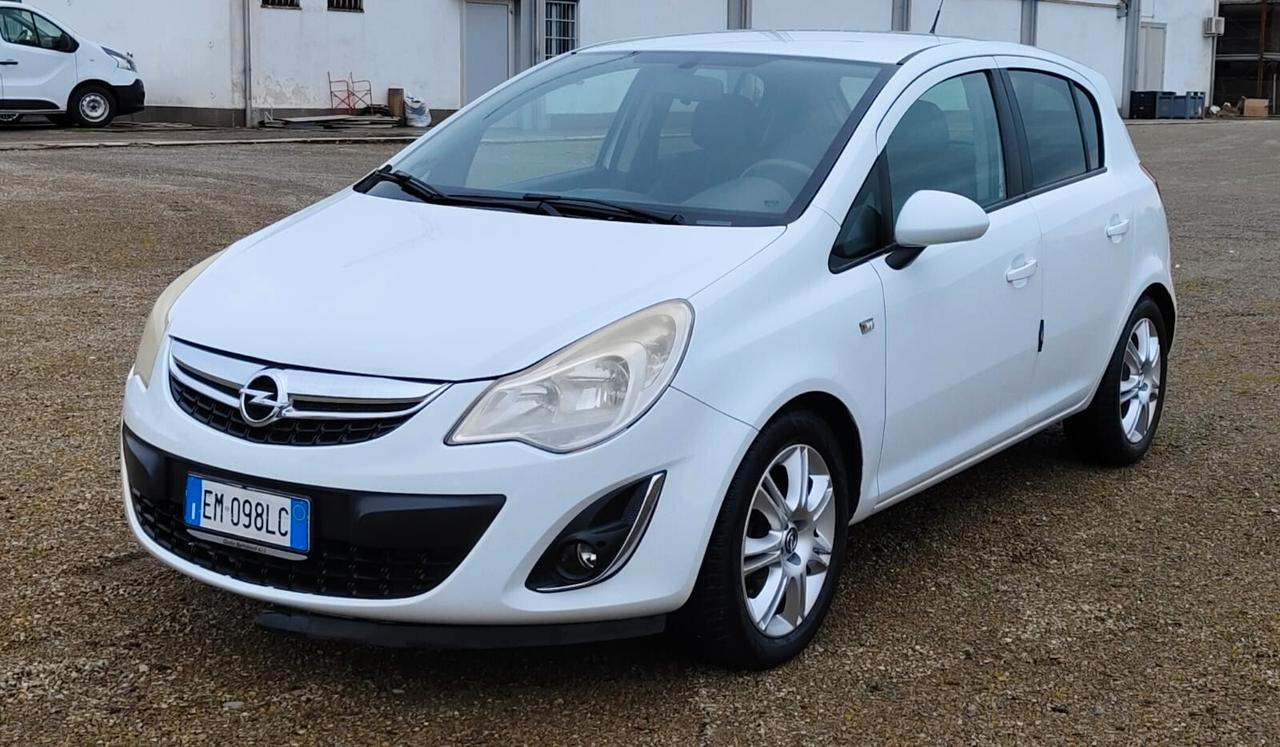 Opel Corsa 1.2 85CV 5 porte GPL-TECH Edition