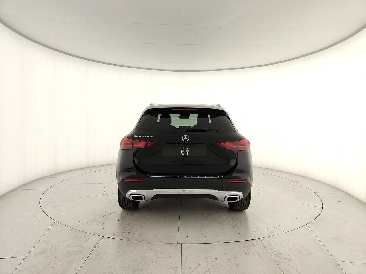 Mercedes-Benz GLA 200 d