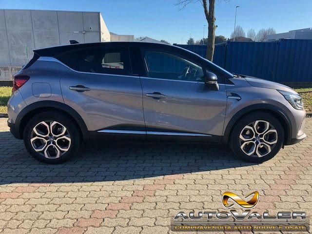 RENAULT Captur Plug-in ibrida plug-in 160 Paris