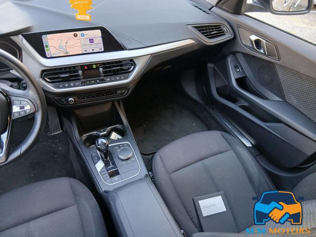 BMW 118 i 5p. Business Advantage