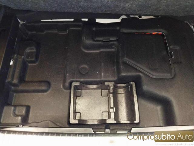 MERCEDES-BENZ C 200 Auto EQ-Boost Premium Plus (GARANZIA 12 MESI)