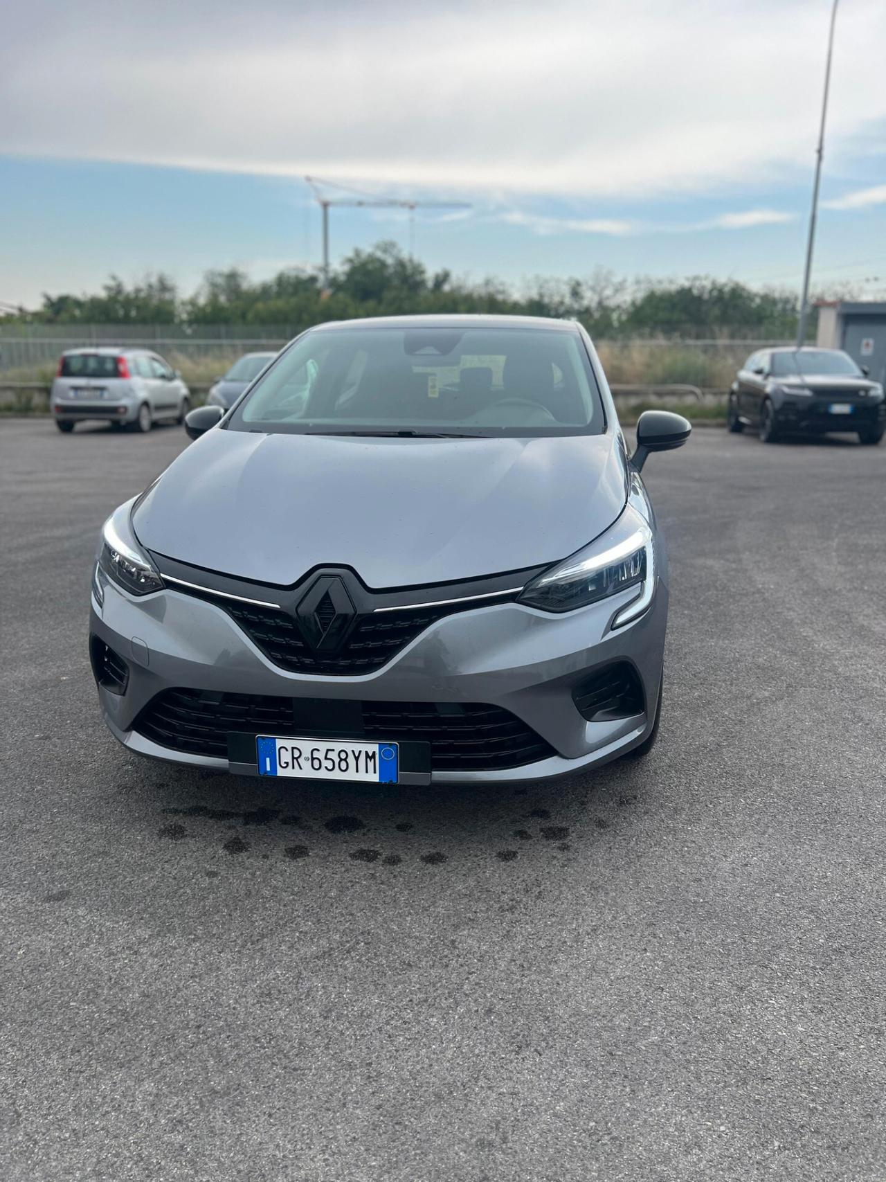 Renault Clio 65 CV 2024 NEOPATENTI IVA ESPOSTA