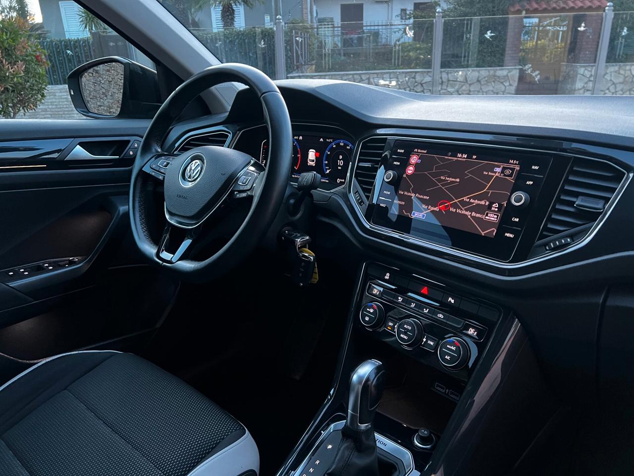 Volkswagen T-Roc 2.0 TDI 150 CV DSG 4MOTION-FULL