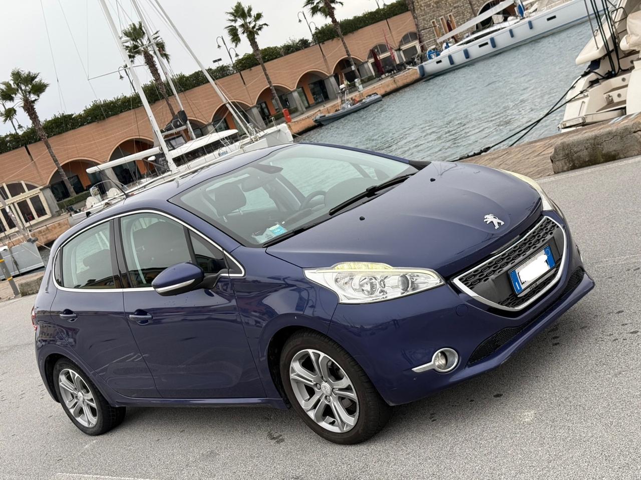 Peugeot 208 1.2 VTi 82 CV--GPL--GPL--NEOPATENTATI