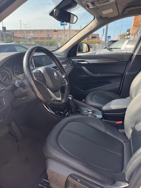 Bmw X1 sDrive18d xLine autom- 2017