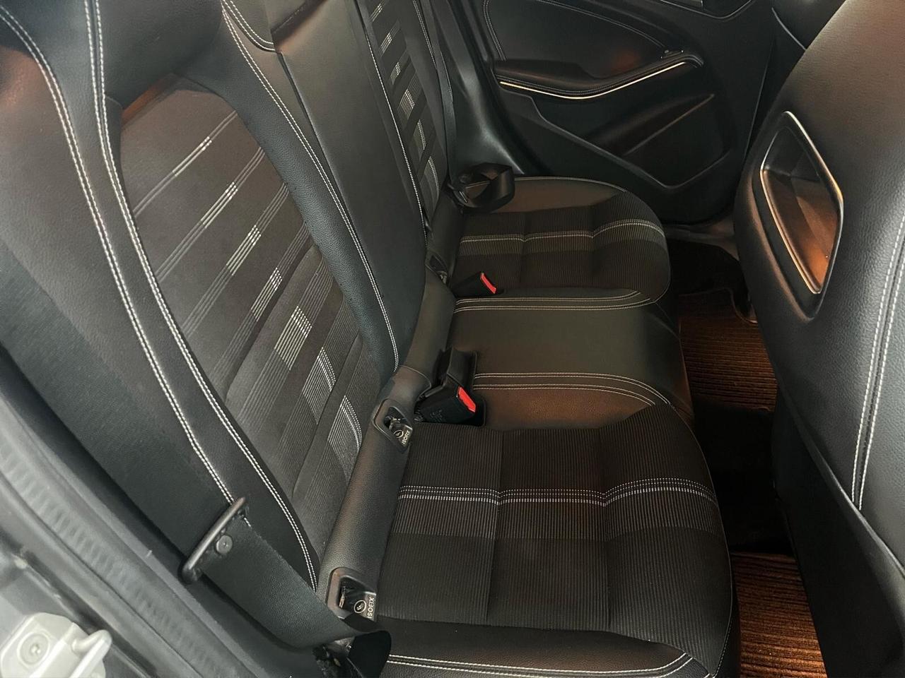 Mercedes-benz A 180d Automatic Sport 2017