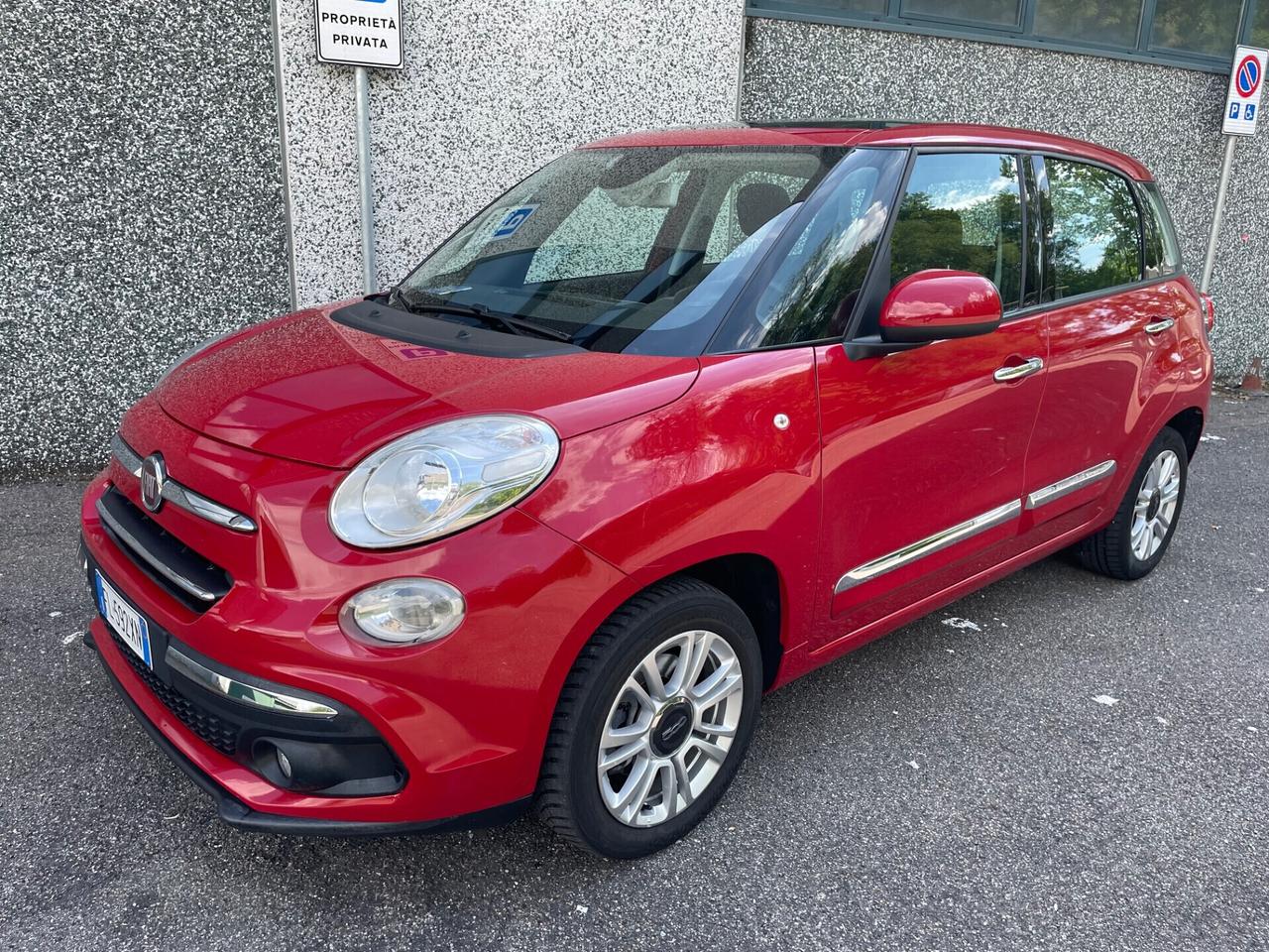 Fiat 500L 1.4 95 CV Lounge*Neopatentati*Tetto*Solo 90000km*