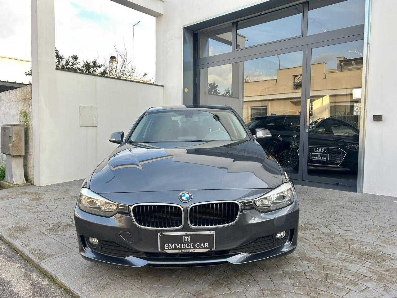 Bmw 318d 2.0 143Cv TOURING XDRIVE NAVI-2015