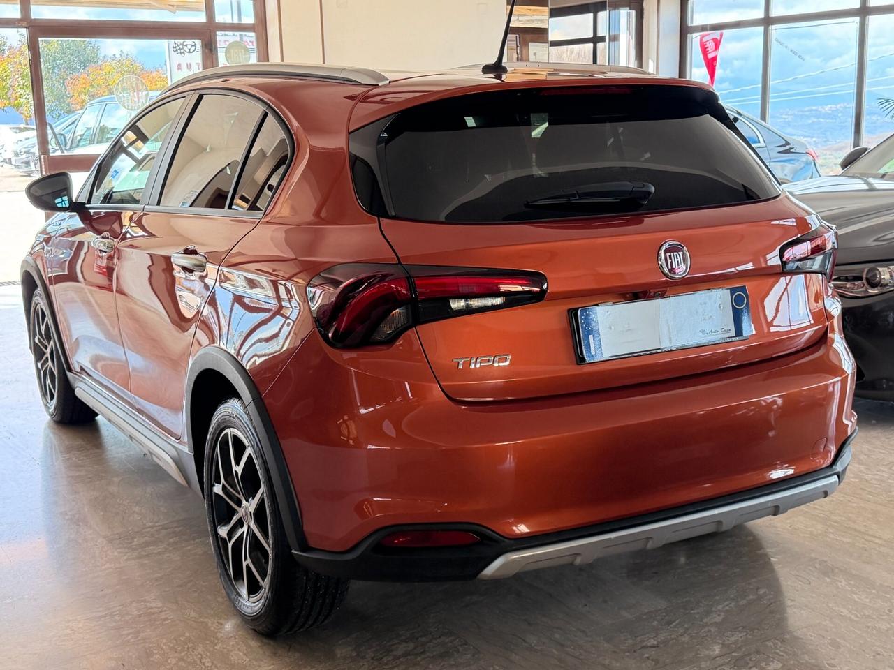 Fiat Tipo New 1.6 M.JET 130 cv. 5 porte CROSS (Nav)