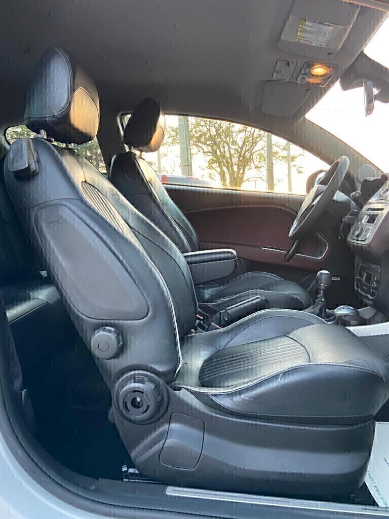 Alfa Romeo MiTo Sport 1.6 JTDm (Bianco Opaco)