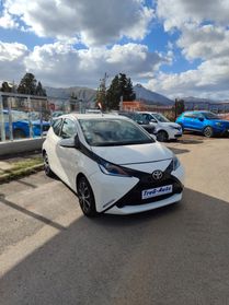 Toyota Aygo 1.0 VVT-i 69 CV 5 porte x-cool