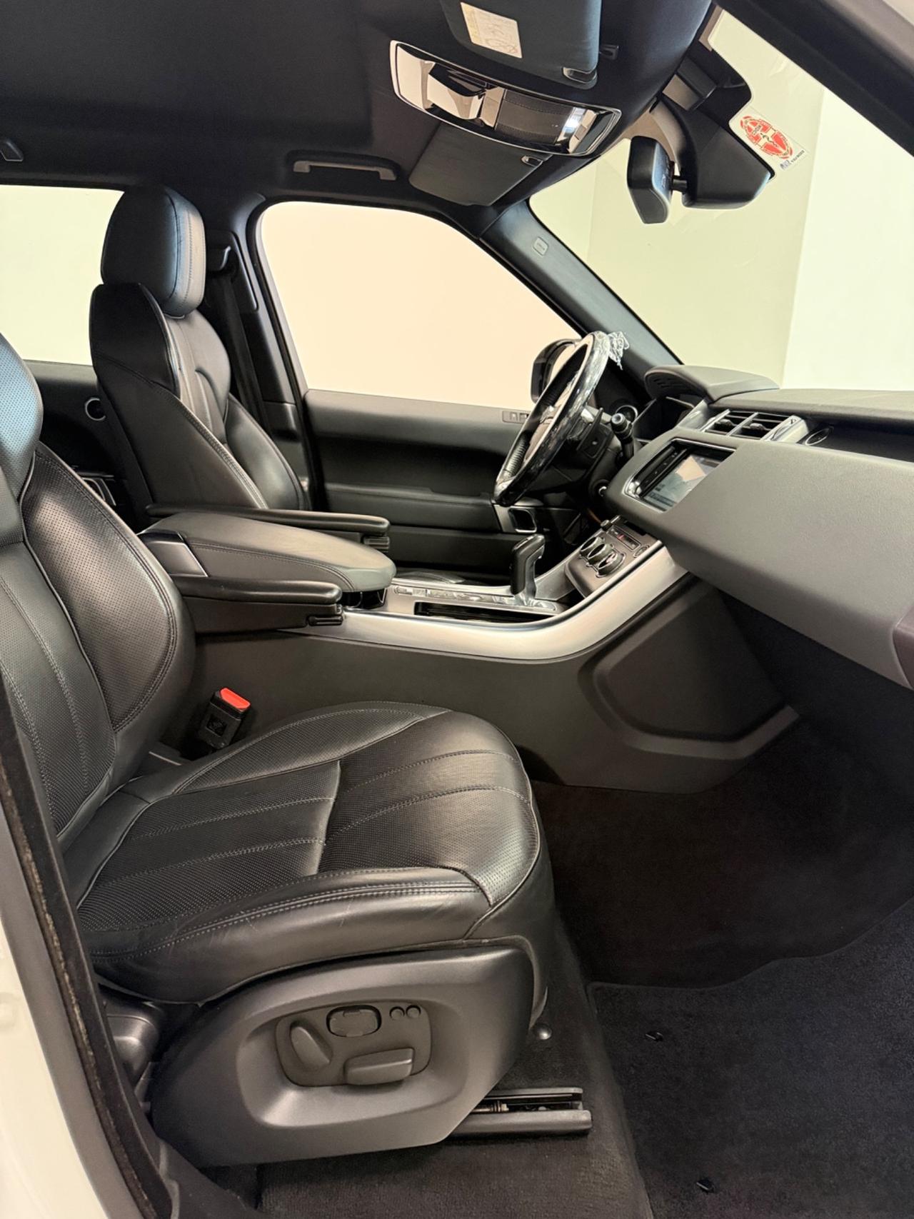 Land Rover Range Sport 3.0 TDV6 HSE Dynamic