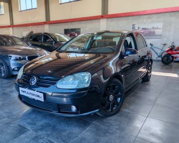 Volkswagen Golf 1.6 FSI 116 cv