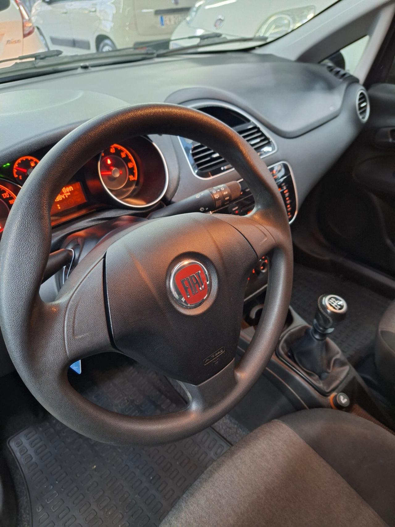 Fiat Punto Street 1.4 8V Natural Power Lounge