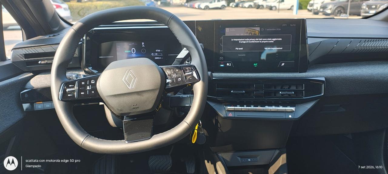 Renault Clio 1.8 full hybrid E-Tech Evolution Auto