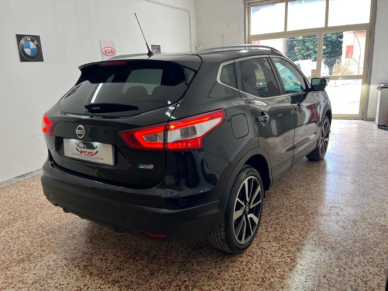 Nissan Qashqai 1.6 dCi DPF 360
