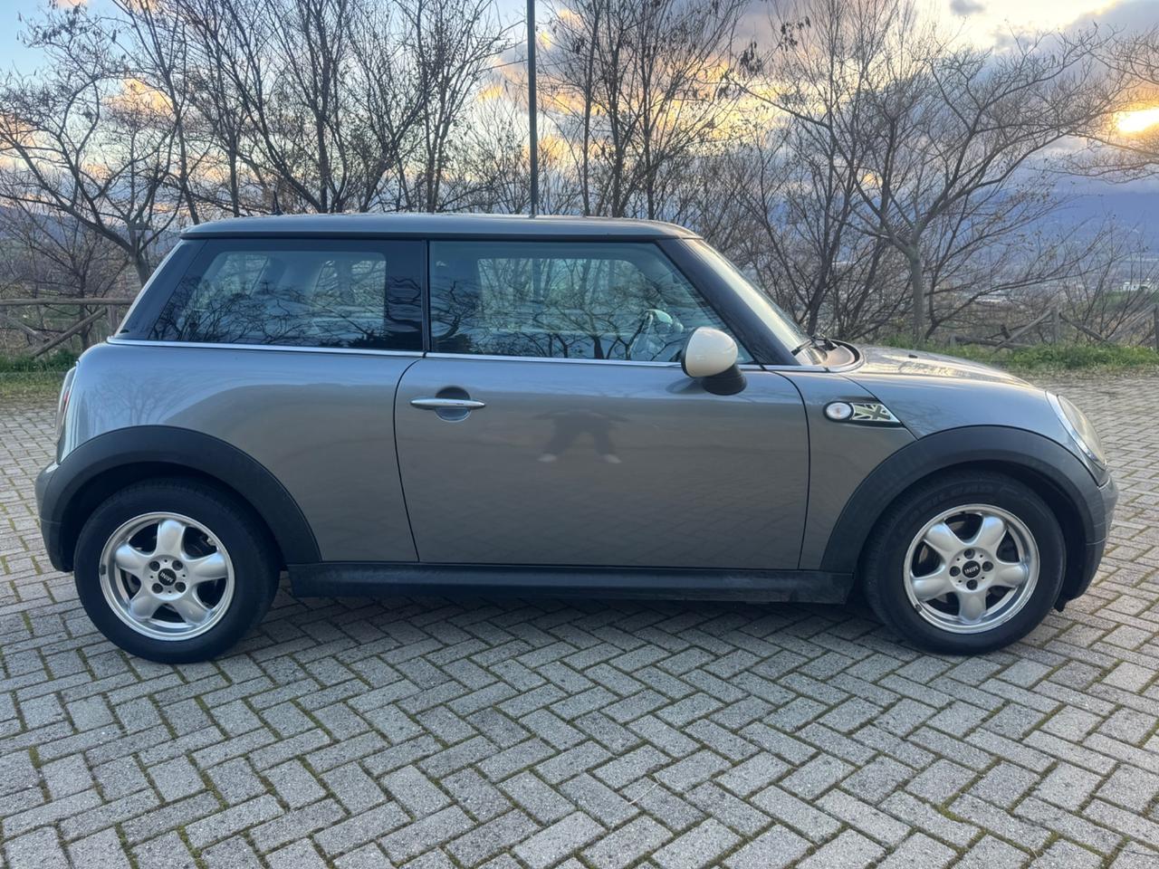 Mini Cooper 1.6 Diesel 90Cv 2010