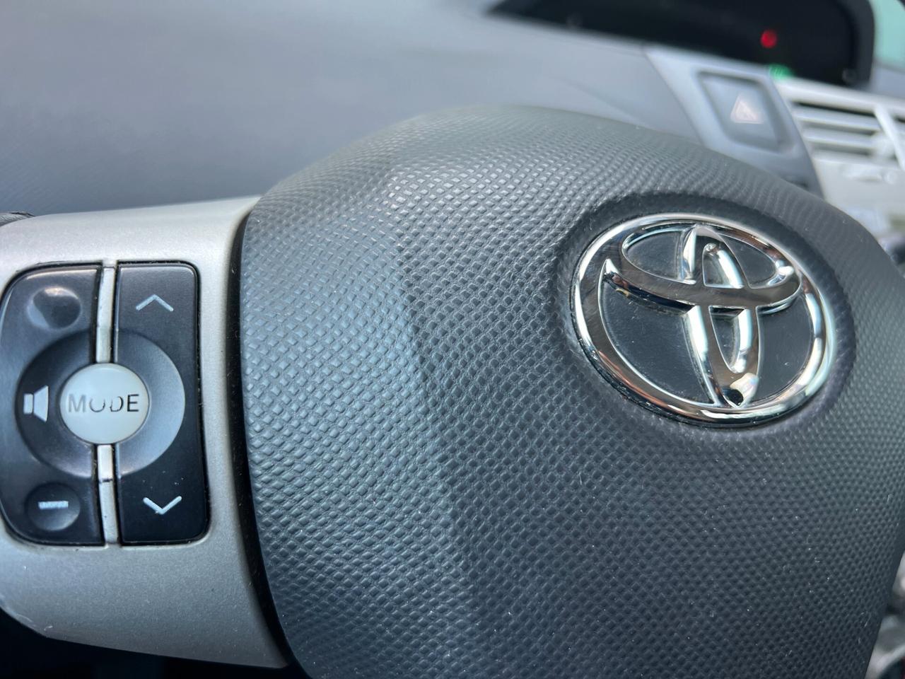 Toyota Yaris 1.0 5 porte/GARANZIA