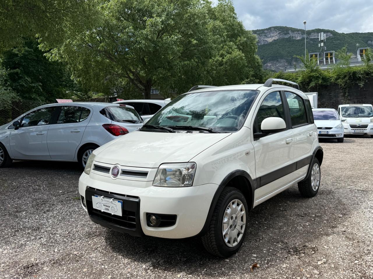 Fiat Panda 4x4 Euro5 adatta ai neopatentati GARANZIA 12 MESI
