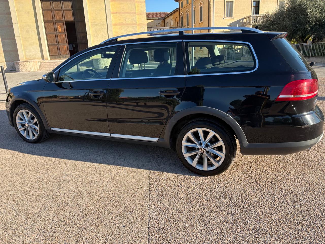 Volkswagen Passat Alltrack 4x4 .2.0 tdi anno 2014