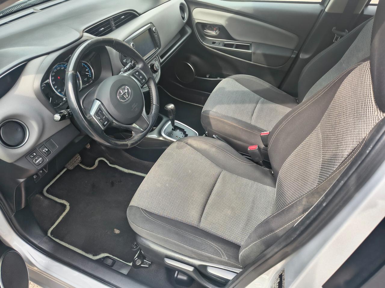 TOYOTA YARIS 1.5 HYBRID 5 PORTE ACTIVE