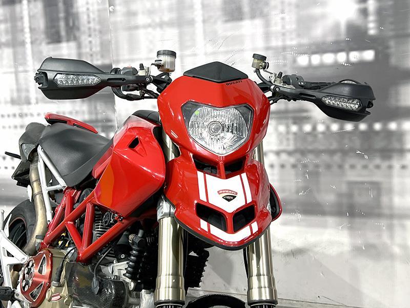 Ducati Hypermotard 1100 S