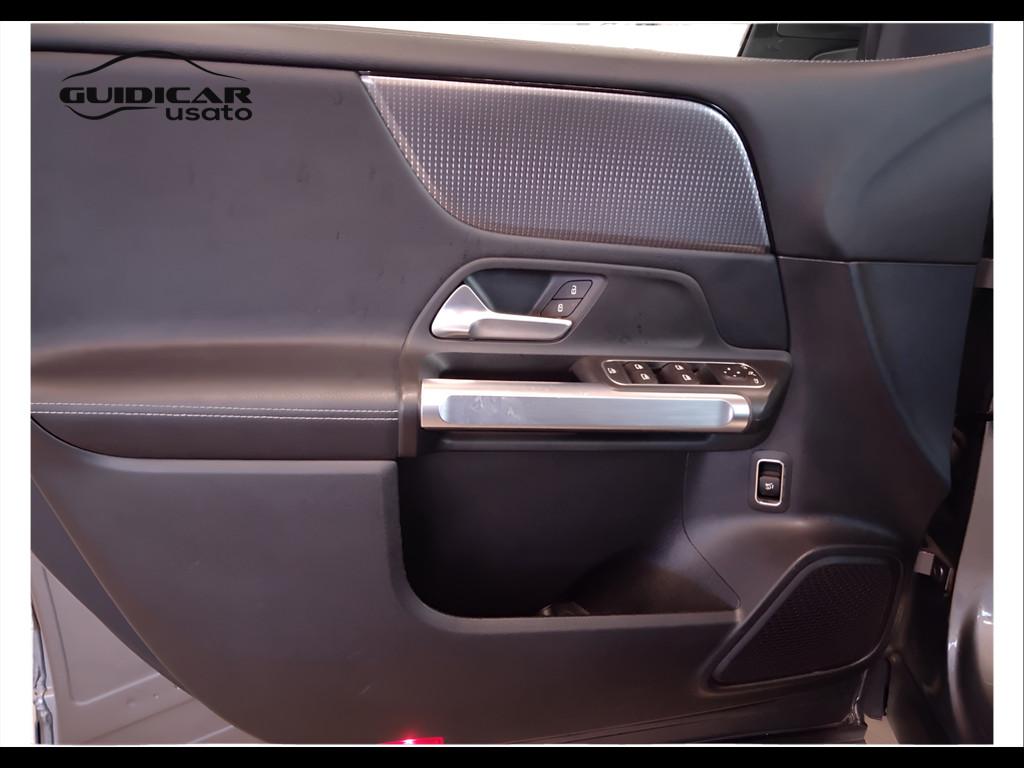 Mercedes-Benz GLB - X247 2019 - GLB 200 d Sport Plus auto