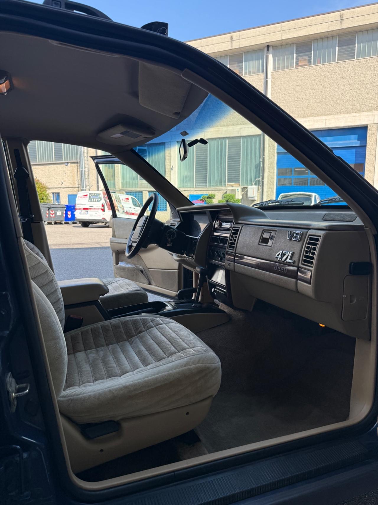 Jeep Grand Cherokee 4.0 (EU) 4WD aut. Quadra-Trac Laredo