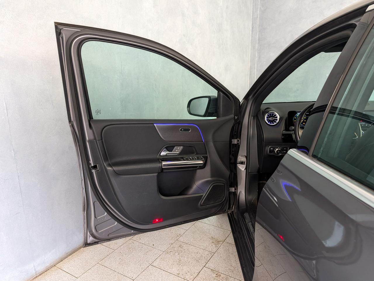 Mercedes-Benz B 180 180 Automatic Sport