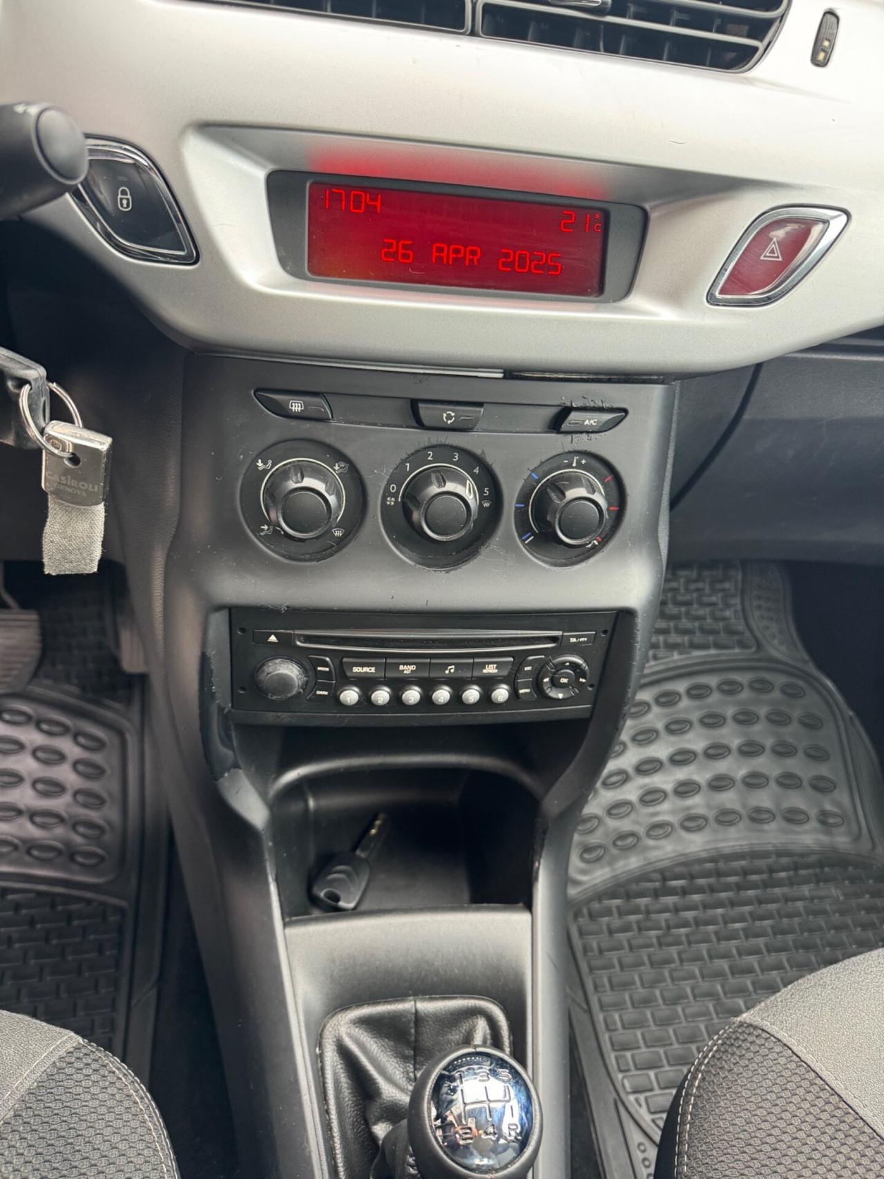 Citroen C3 1.4 HDi 70 Exclusive 2012 ok neopatentati