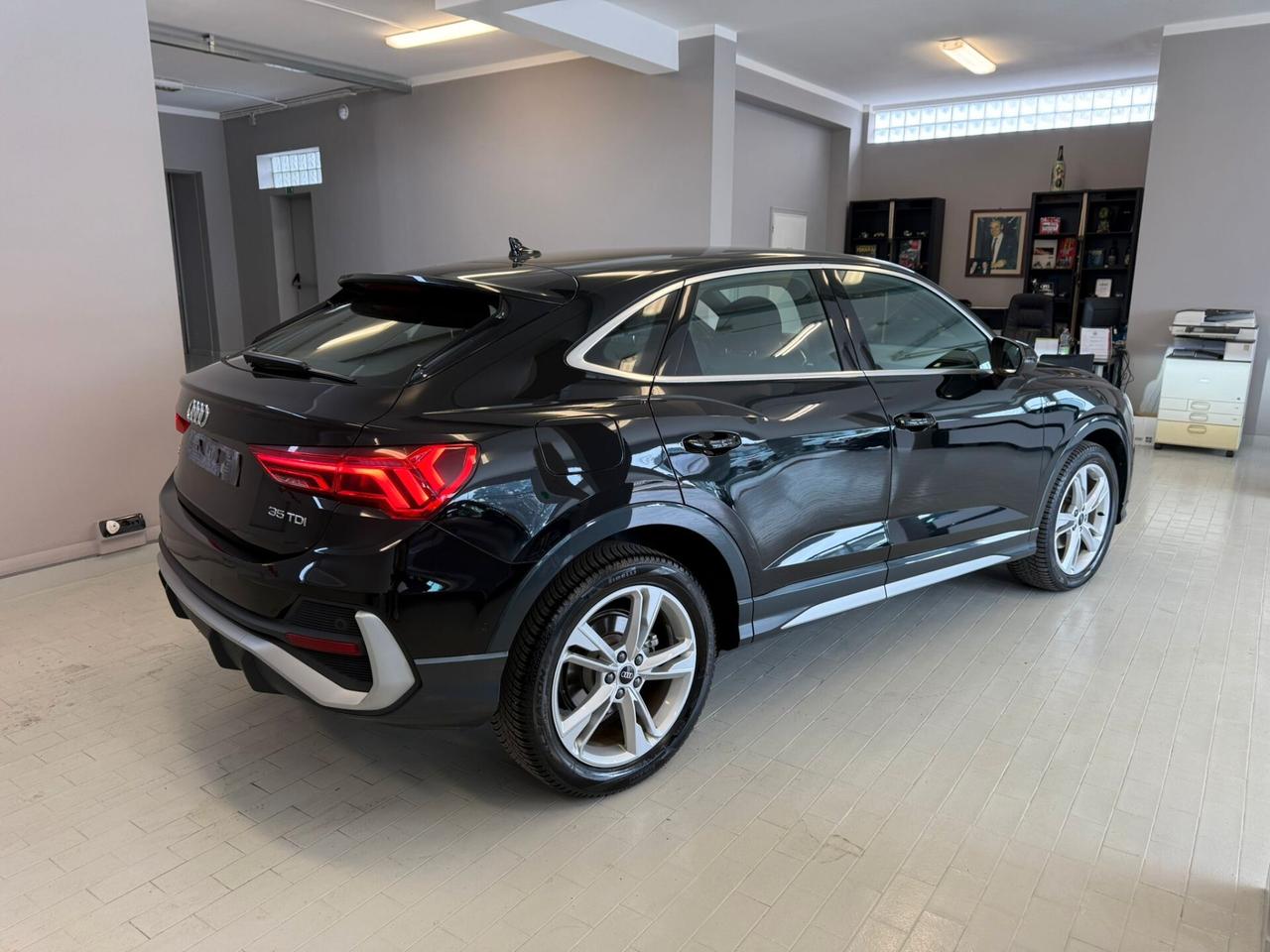 Audi Q3 35 TDI S tronic line edition