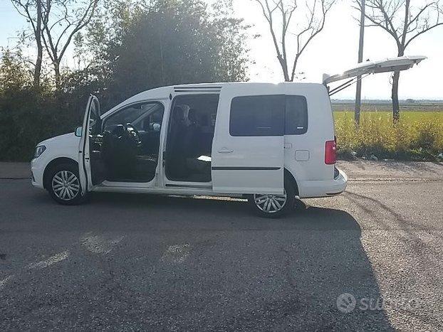 Volkswagen Caddy IV 1.4 TGI Life Maxi 7 Posti