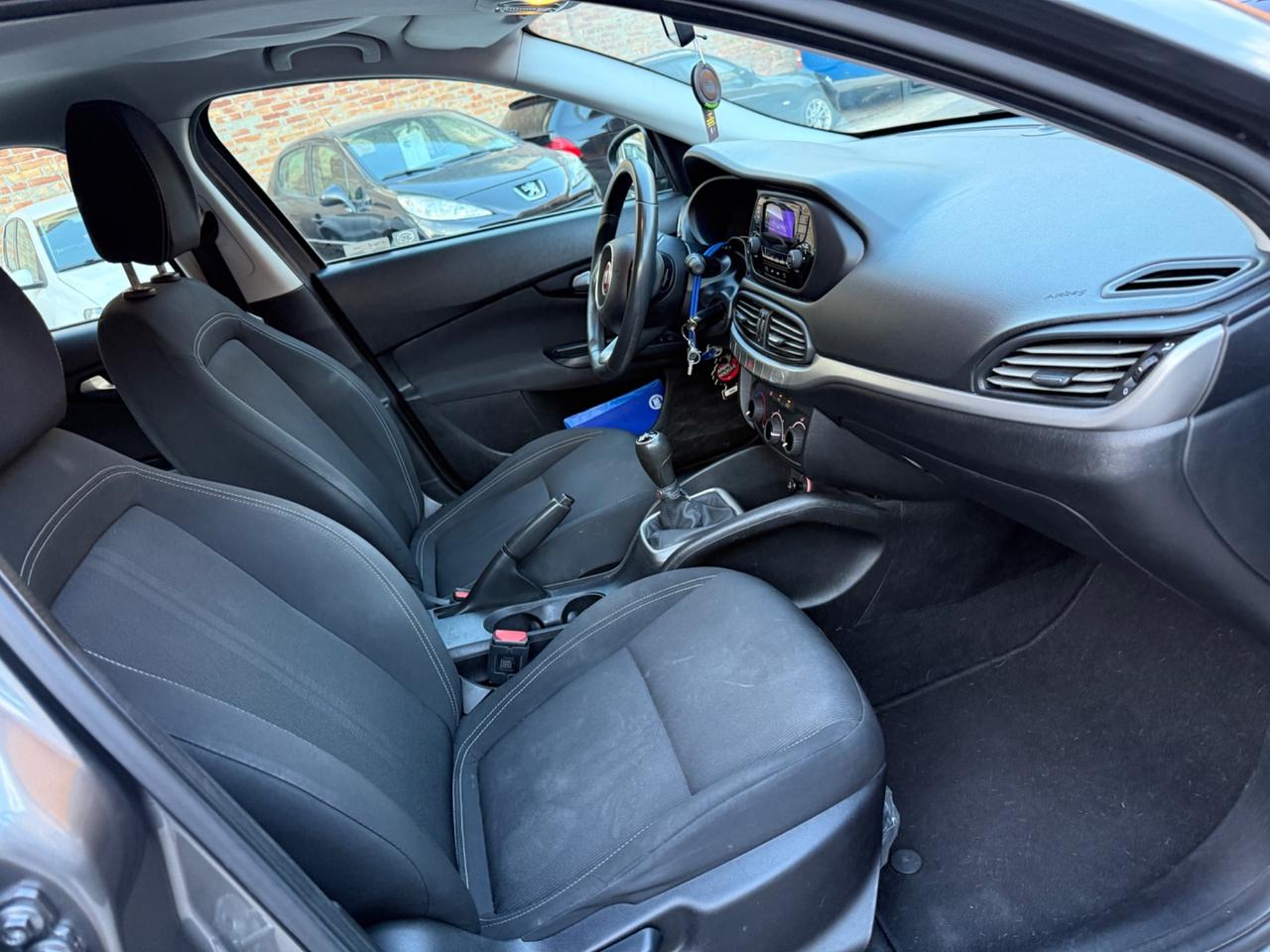 Fiat Tipo 1.6 Mjt S&S 5 porte Easy Business